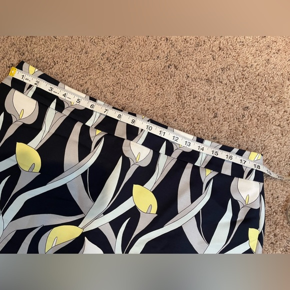 Ann Taylor Factory funky floral navy skirt Size 14 - Picture 2 of 5
